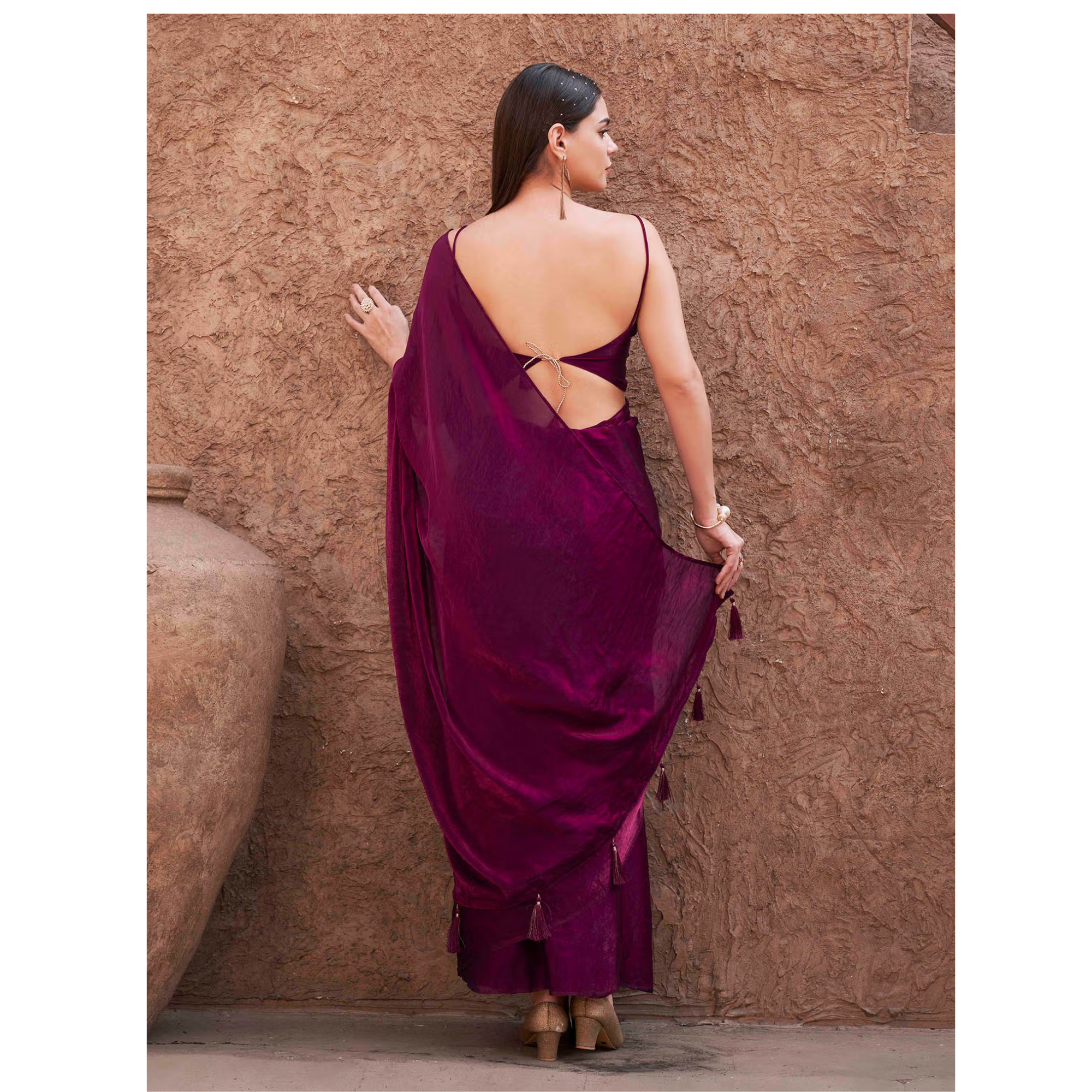 Saree with Unstitched Blouse