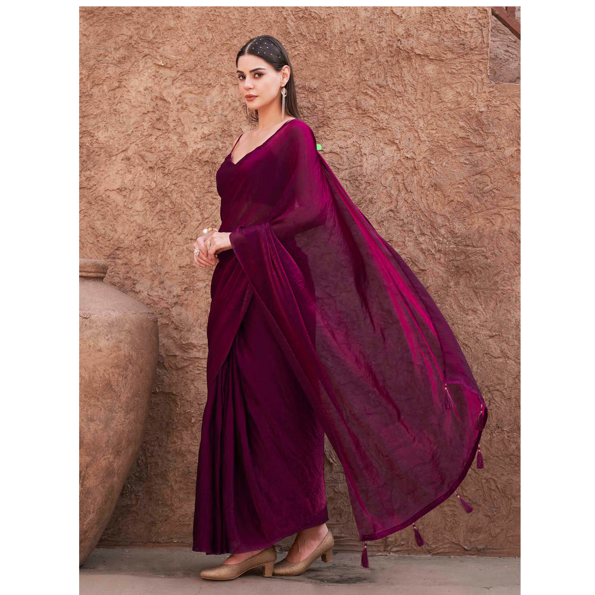 Saree with Unstitched Blouse